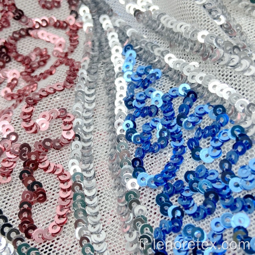 Motif d&#39;ondulation tricoté tissu de broderie en maille de paillettes 3mm